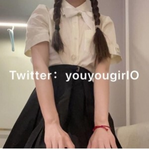 尺度私拍合集+某推+粉嫩可爱妹子neko酱最新合集+5V5.3G，标准身材与大长腿，爱好吃鸡与打粑粑