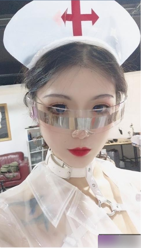 推特女神梨子不是御姐日常作品合集18V115M，聊天记录超有趣