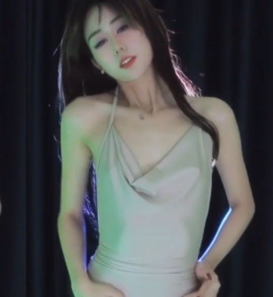 CC胡椒网络合集117部超火辣有尺度独家资源14.5G