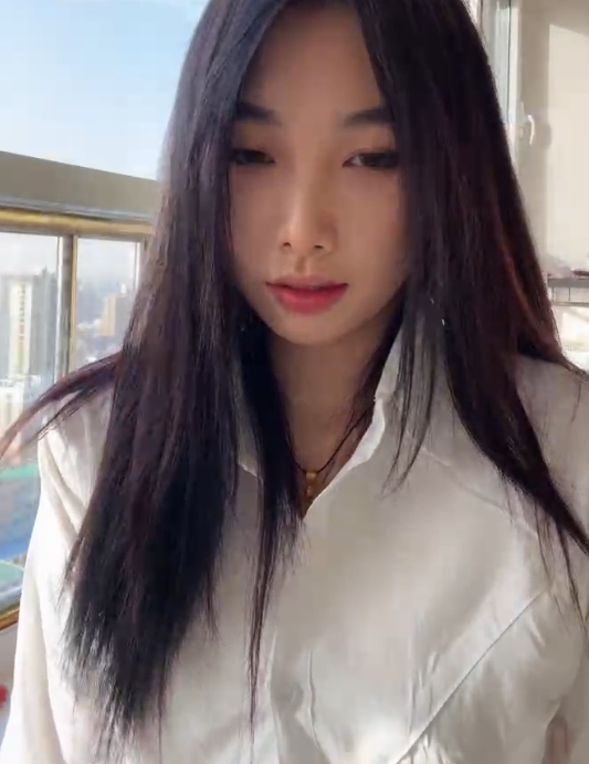 小X丝足折磨王53部百度盘21G优质