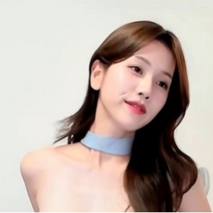 推特韩国女团去衣热舞MV192v15.5G太骚气了