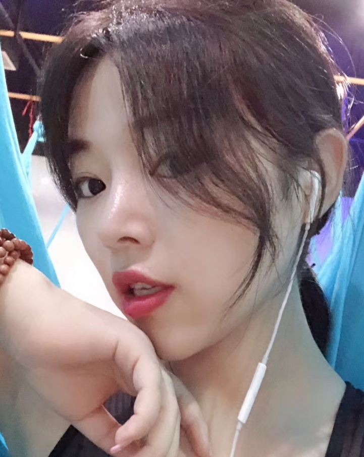 115网盘小雅逗趣29V34.8G诱惑十足