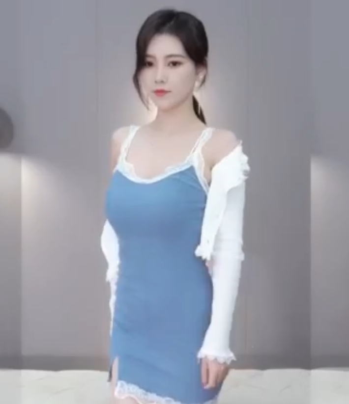 虎牙妹七月热舞合集88部22.5G深夜飙车