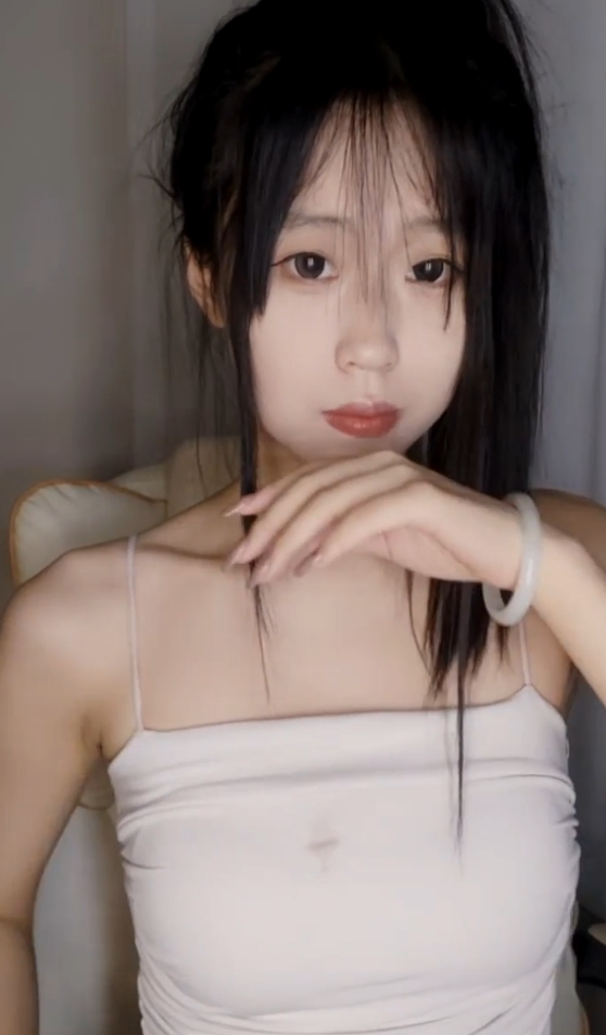 抖荫妹子小羊舞蹈合集325部137.3G绝对领域吊带袜