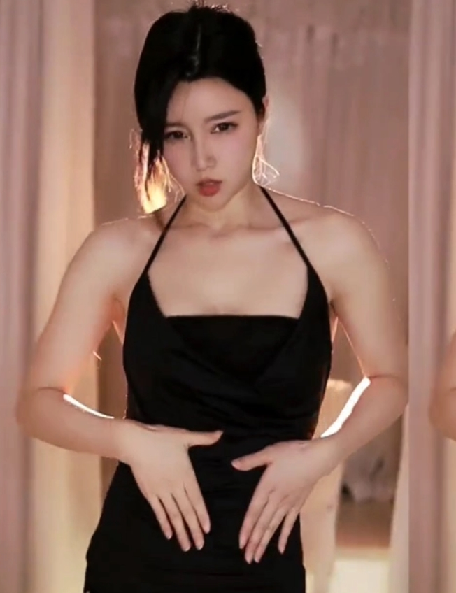 毒毒呢CC主播热舞合集21部4G超火辣