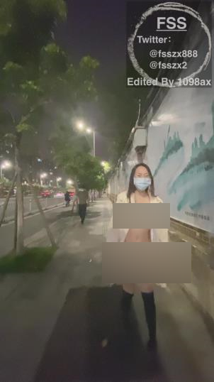 微博冯珊珊御姐范作品合集15部7.3G黑丝美腿