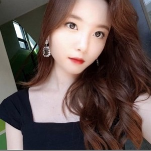 INS李始宇Siwoo白领日常30V600M纯欲天花板