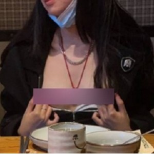 J神私拍三人浴场合集6部2.6G玩水实录