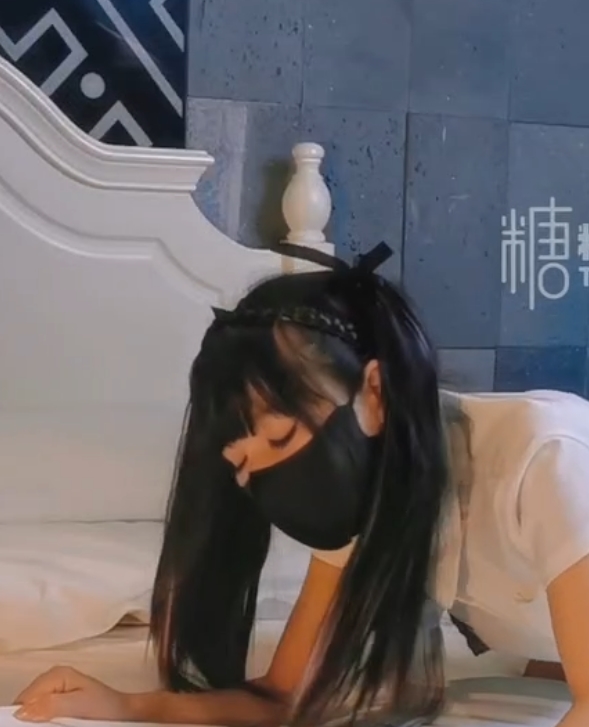 香草酱丝袜开箱合集9部糖心VIP2G超带感