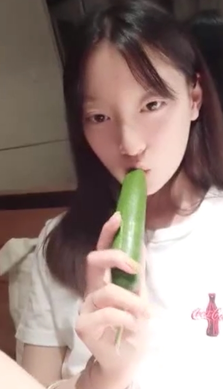 莉哥私房片76段47.1G绝密展示