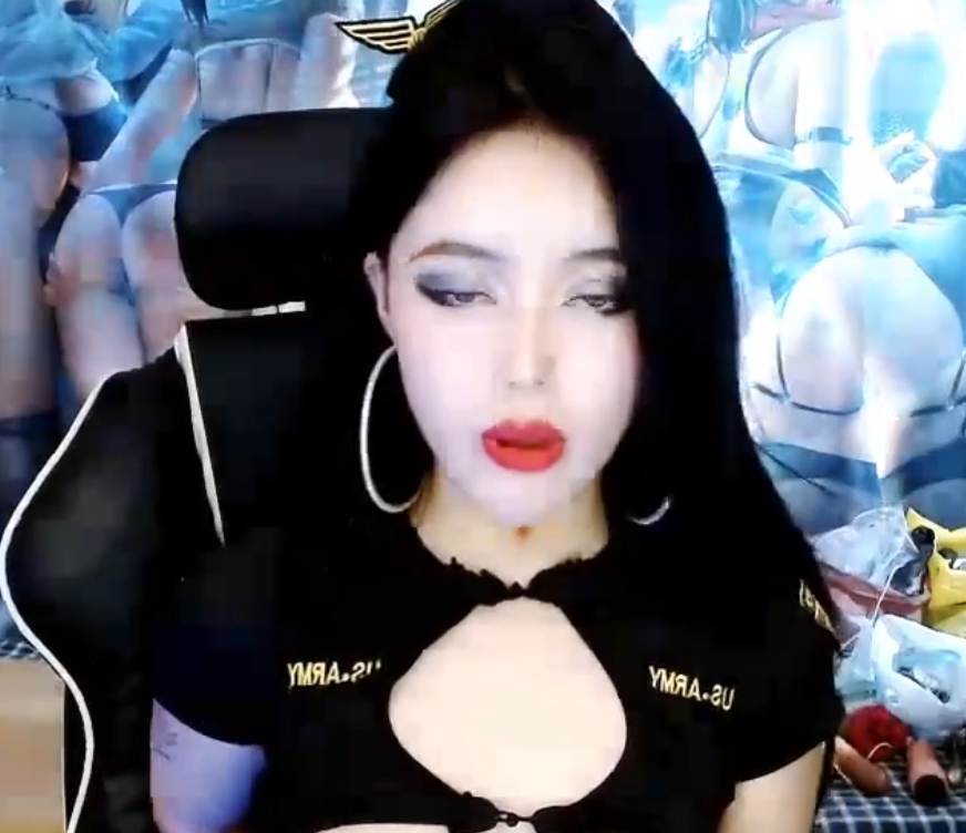 REAOWNA某推御姐合集13部11.6G诱人