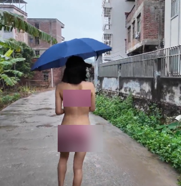 推特cikaimoon雨天拍摄合集1011MB老哥真会玩