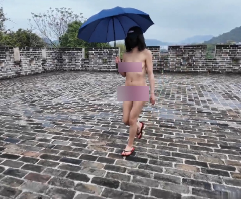 推特cikaimoon雨天拍摄合集1011MB老哥真会玩