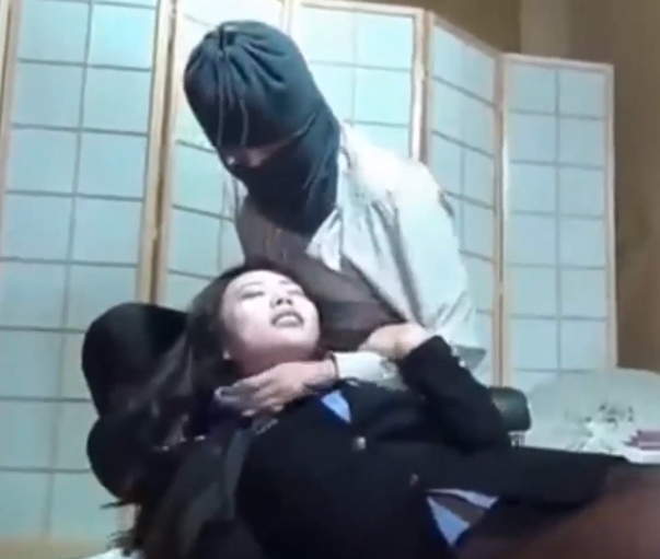 SM女超系列27部福利基地81G太饱满了