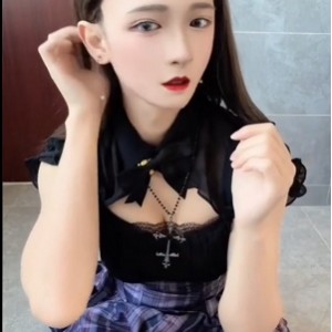 伪娘Tumi网盘视频4v2.7G嫩