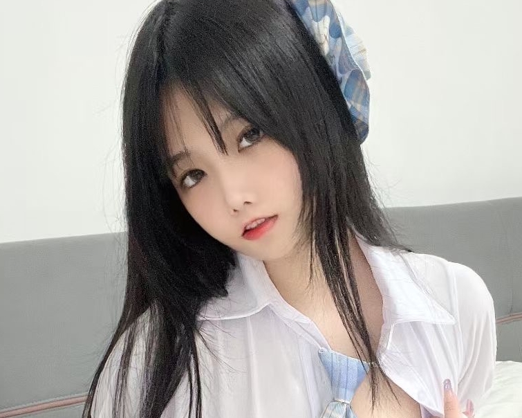 推特奶萝喵四福利视频88部2.47g太诱人