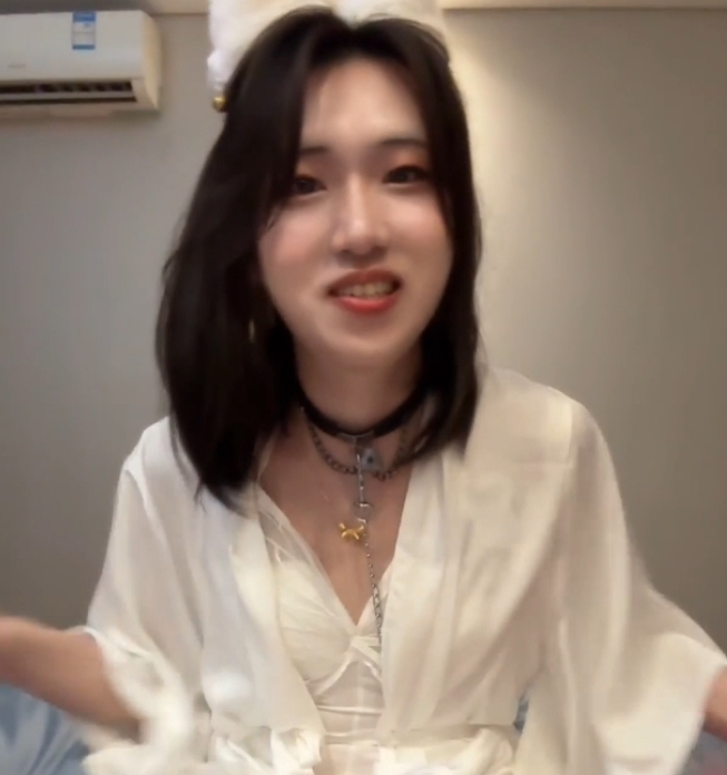 推特邢曦月变装视频80部16.5G优质珍藏