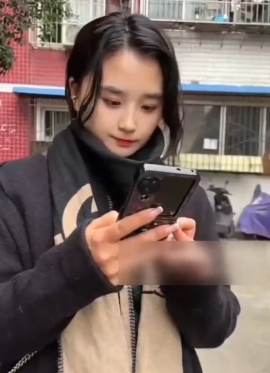 福利基地江西妻子野外合集3部1.02G劲爆真实