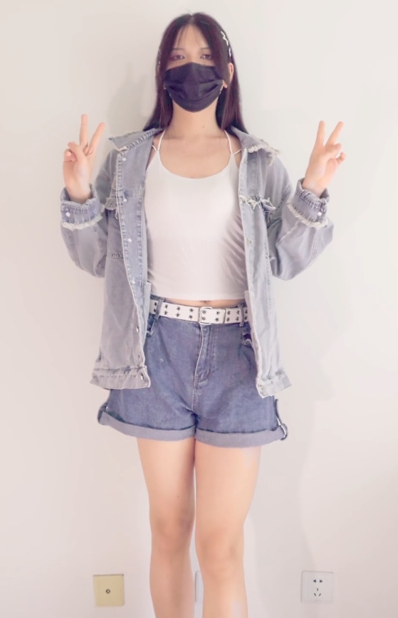 太香了伪娘Lumina户外展示40部20G云盘