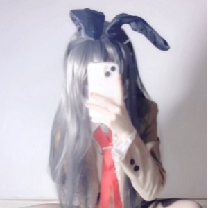 推特小灵酱反差妹子13部3.8G诱人合集