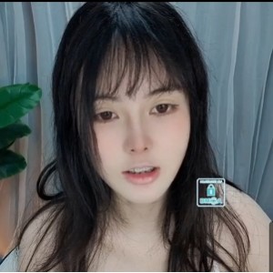 推特SweetQiQi大罩杯牛36部蜜桃臀飙舞55G优质珍藏