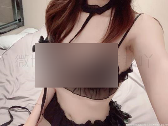 推特快点亲亲我吖私房合集11套5.6G够劲爆