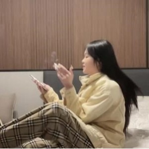 推特建材王哥欧阳克约妹互动2V1.33G粉嫩豪放