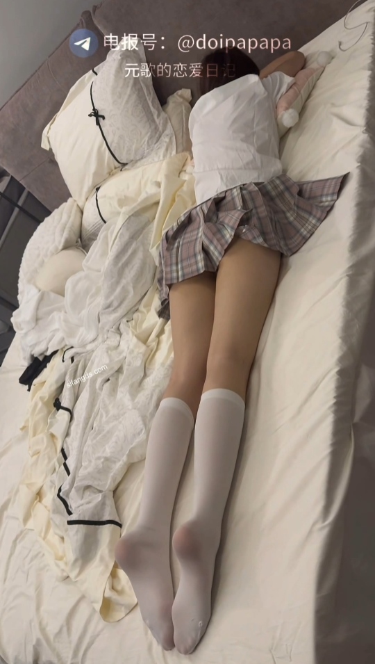 付费原创元歌恋爱日记合集46部39.21G超带感