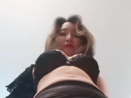 抖音妖娆姐姐超性感视频29部43G太销魂了