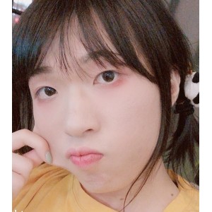 俞喵喵眼镜妖艳推特私拍2G合集多部