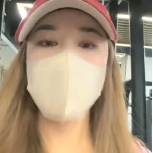 翘臀桃桃健身房紧身裤诱惑合集555V284G这身材绝了
