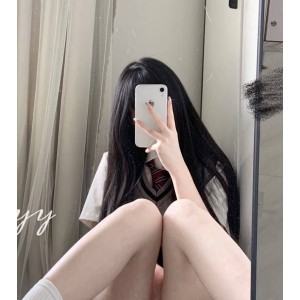 可爱少女困困熊私密合集85部视频882M粉嫩诱人