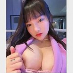 微博小尤奈自拍48部视频1.3G童颜惊人身材合集