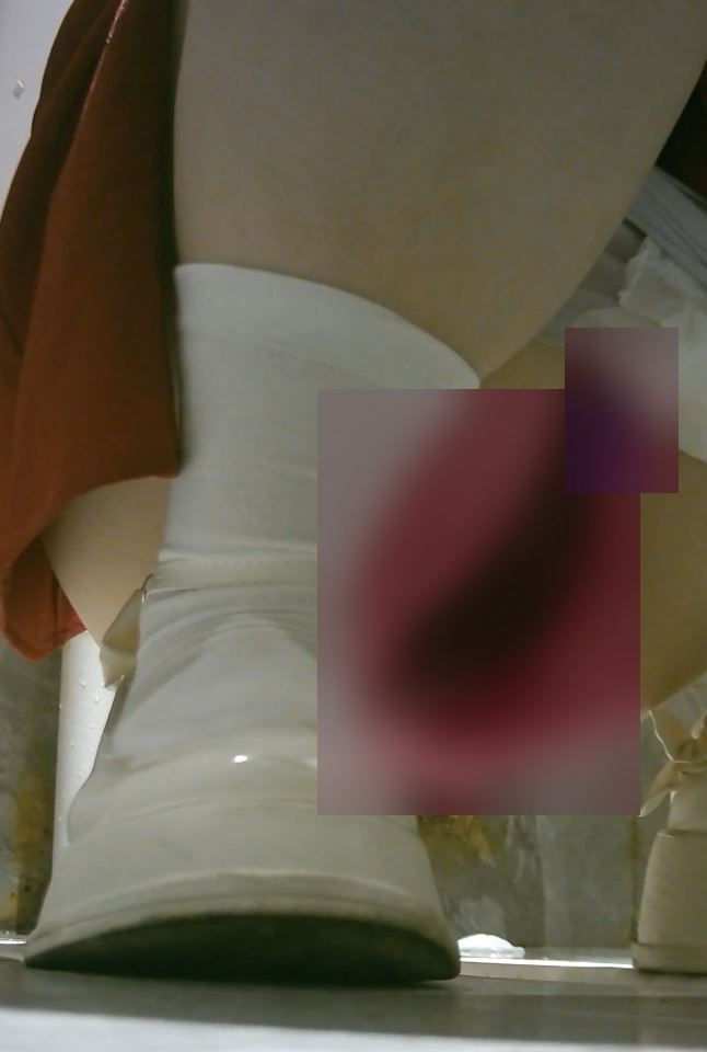 绝密拍摄大神商场女厕私藏红裙嫩模浓密某处特写176MB
