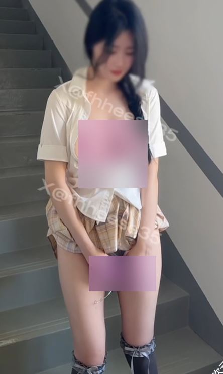 推特小美miyoki撩人合集1部1.56G曲线太火辣