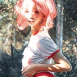 OnlyFans阿薰kaOri35套私拍视频32.8G嫩得